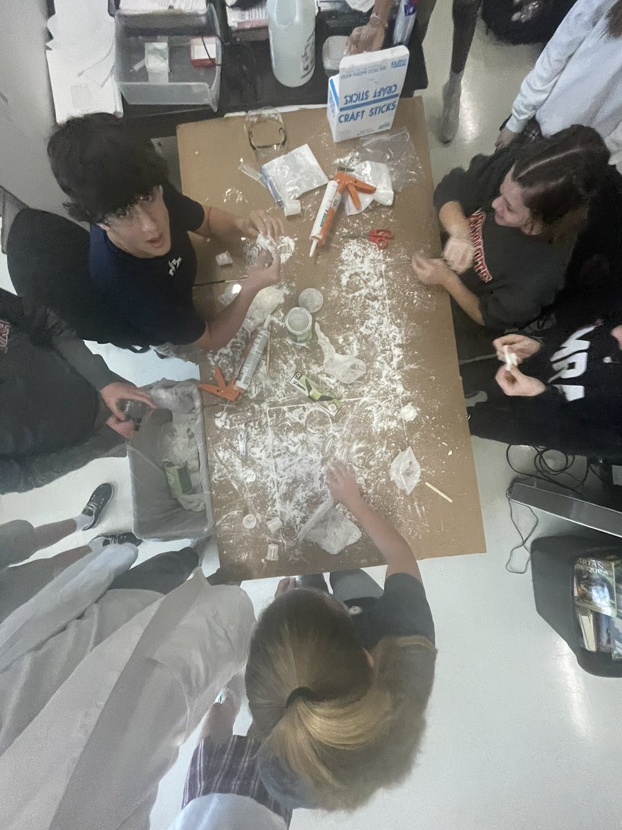 BTChristensen's tweet photo. Polymer Science in the #STEM8 lab this week! Discovering the strengths and weaknesses of PVA vs Silicone solutions. STEM is best explored Hands-On! It’s also okay to be messy! https://t.co/CBu1bSsQKO