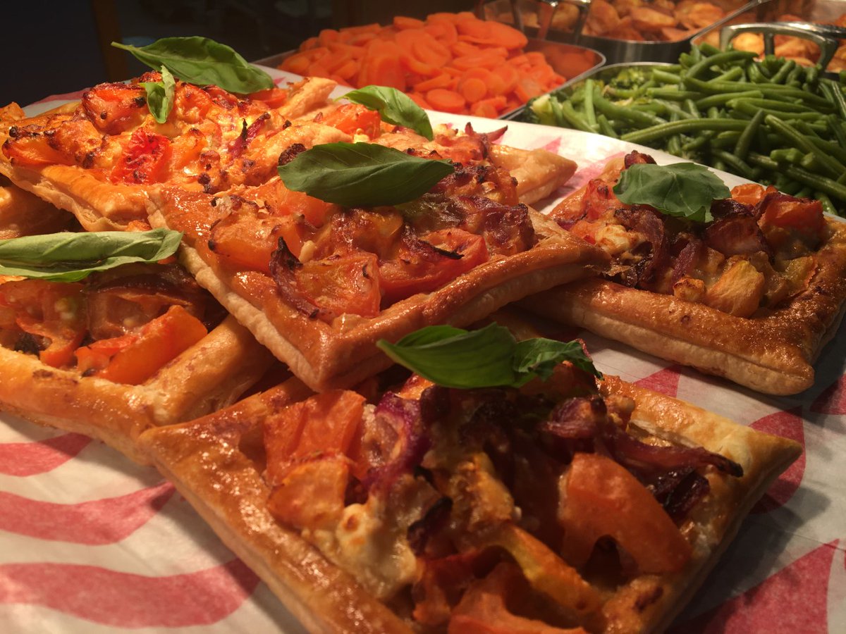 StCanopy's tweet image. Lovely Roast Lunch at The Canopy @StEdwardsChelt 

@StEdsPrincipal @HolroydHowe @HhRgulley @Grahamolds1