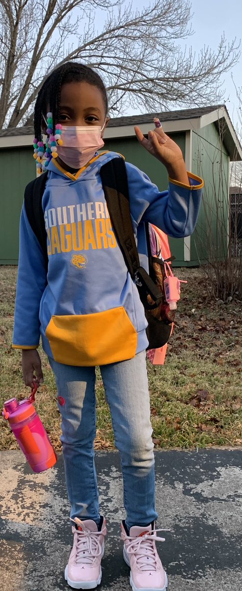 KFrancois01's tweet photo. @CHISDCP Counselors week! College shirt day.  Karli has HBCUPride! https://t.co/vxE12DRklZ