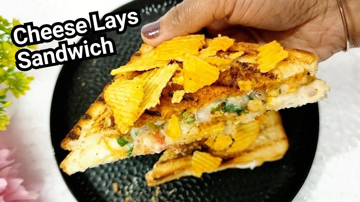 Delhi street style sandwich 🥪..
Recipe link 👇
youtu.be/jFCq459tov0