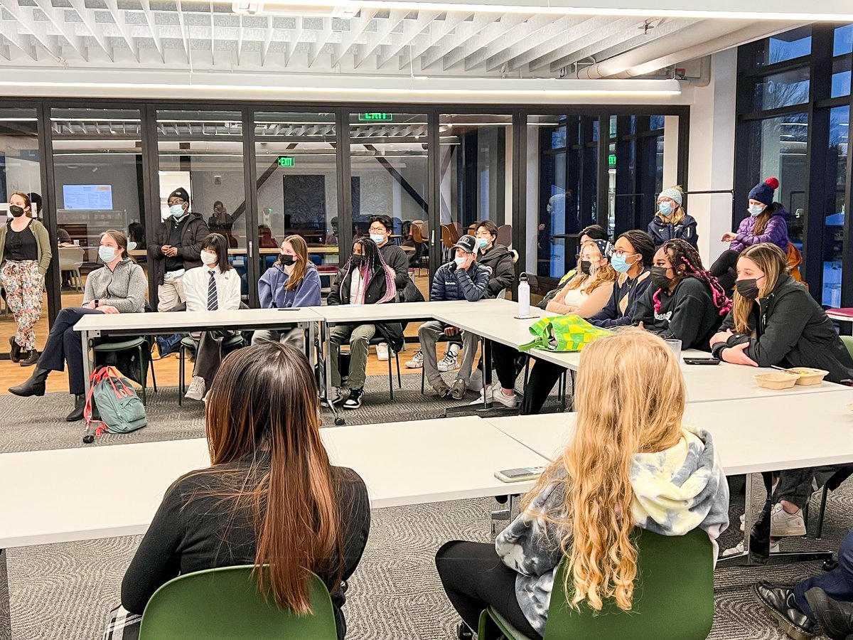 BrewsterAcademy's tweet photo. Every night this week, students in our community have the opportunity to celebrate Black stories and learn about social justice during Equity Week for Black History Month. These workshops by students and faculty have been packed!
#BrewsterAcademy #BlackHistoryMonth #EquityWeek https://t.co/6MtsNY9mB7