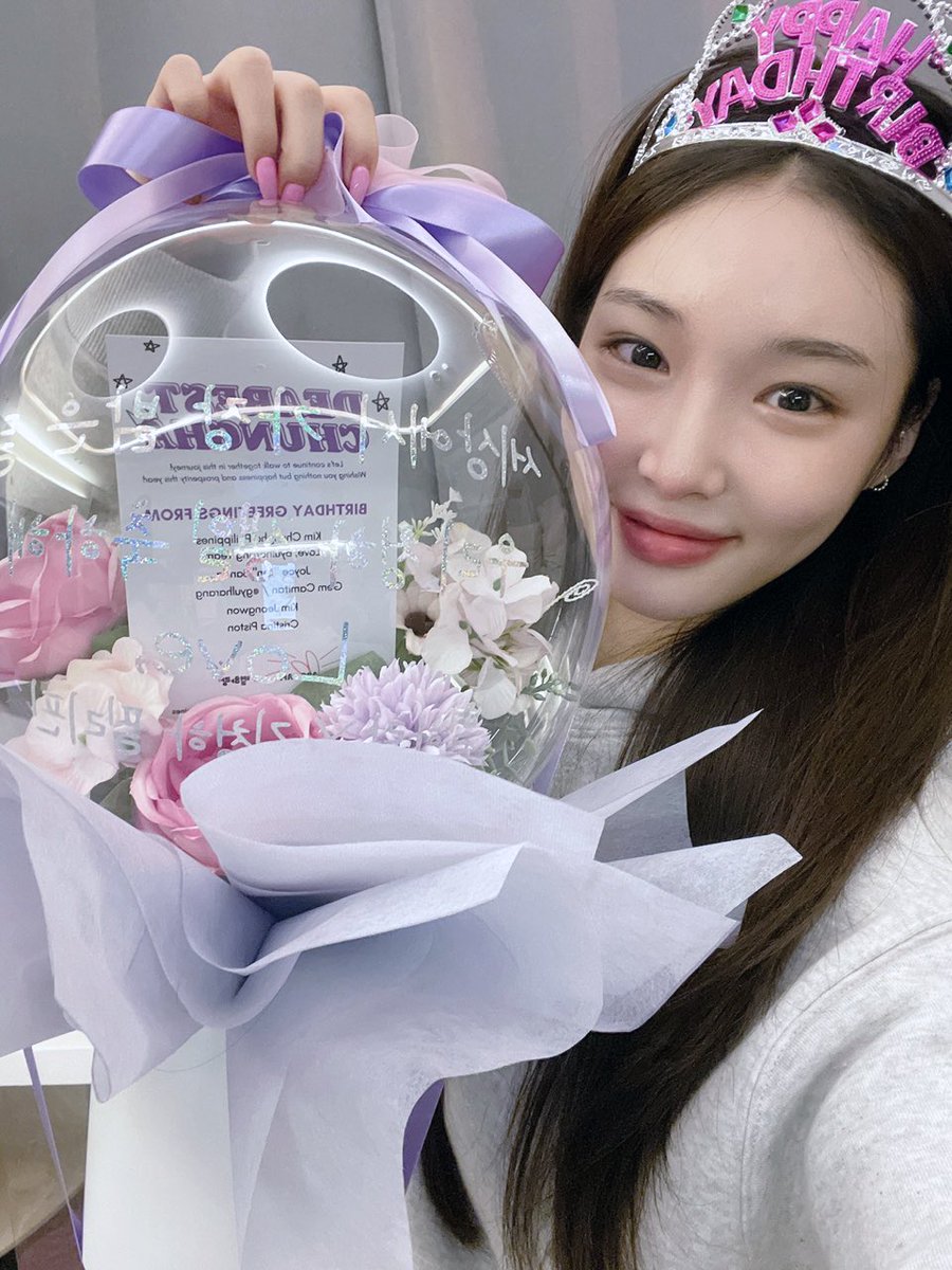CHUNGHA_MNHent's tweet photo. [📸] #HAPPYCHUNGHADAY 💖

🥳🤩😭🥰💜

#청하 #CHUNGHA
#별하랑 #BYULHARANG
#눈부신_햇살에_빛나는_청하야_생일축하해 https://t.co/MEr9eDYcx5