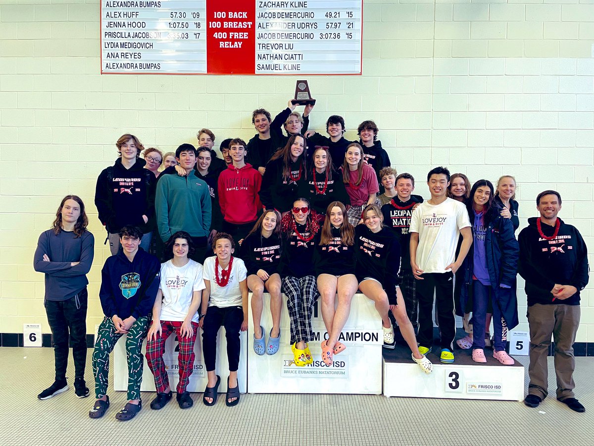 DiveLojo's tweet photo. New coach, COVID, separate girls and boys districts, no district or regional team dinners….no problem. 2 qualifiers last year, 15 this year. This group has a lotta ❤️. #onestandard #Lovejoyproud @ChrisRossLOJO https://t.co/P5Sh8x1dfl
