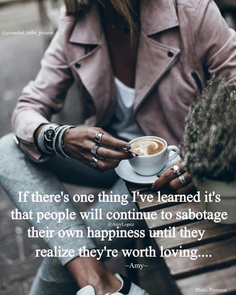 Love yourself before you'll believe that anyone else loves you...~Amy~
#WednesdayMotivation #quote #quotes #LifeLessons