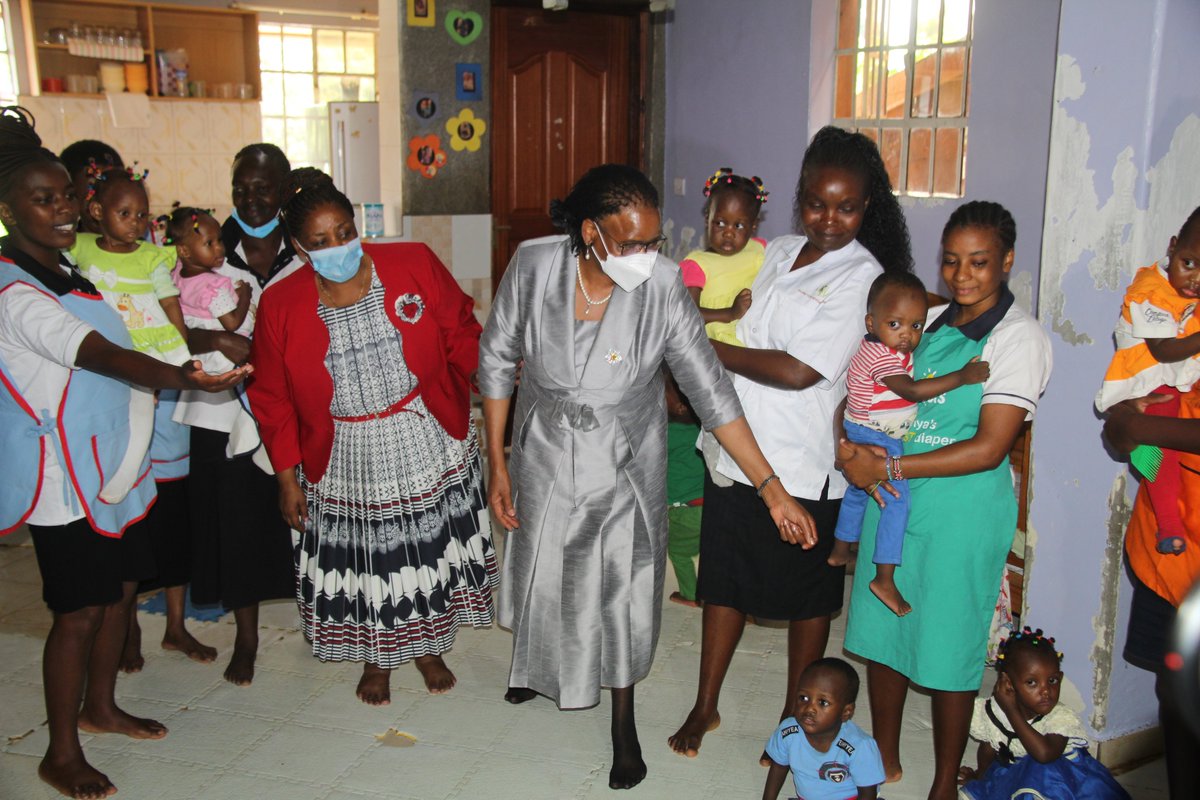 CJMarthaKoome's tweet photo. 1/4 Spent part of my afternoon interacting with children at the Mogra Rescue Centre off Kiambu Road, which caters for orphans and abandoned children, where I was honoured to open the newly built Babies Unit. https://t.co/YeV87zjDwS