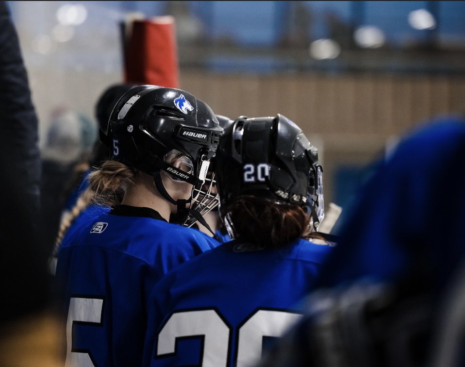 My big Hoosis has a BIG section game today!!! Send all the good luck and vibes you can for her and her team!! Let’s go Huskies!! #ALLIN #AmazonSpinandWin #hockey #girlshockey #sectionplayoffs #mn #cheerloud
