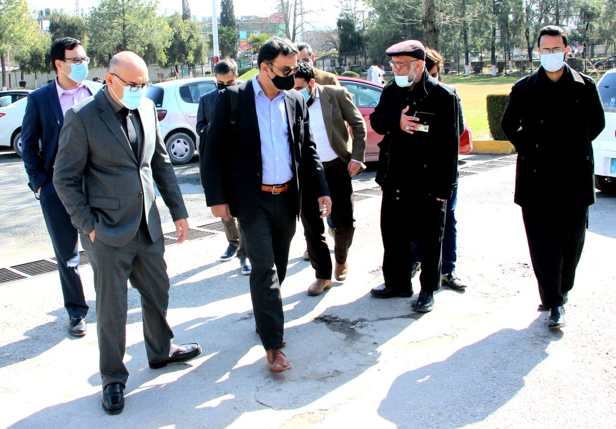 ath_ayub's tweet image. Aga Khan University Adult/Peads intensive care delegation visited ATH to meeting with Dean AMC &amp;amp; CEO ATH and Medical Director ATH prof Dr Alamzeb khan swati along with Intensive care faculty of ATH to stream line ICU services 
#ayubteachinghospital 
#agakhanuniversity