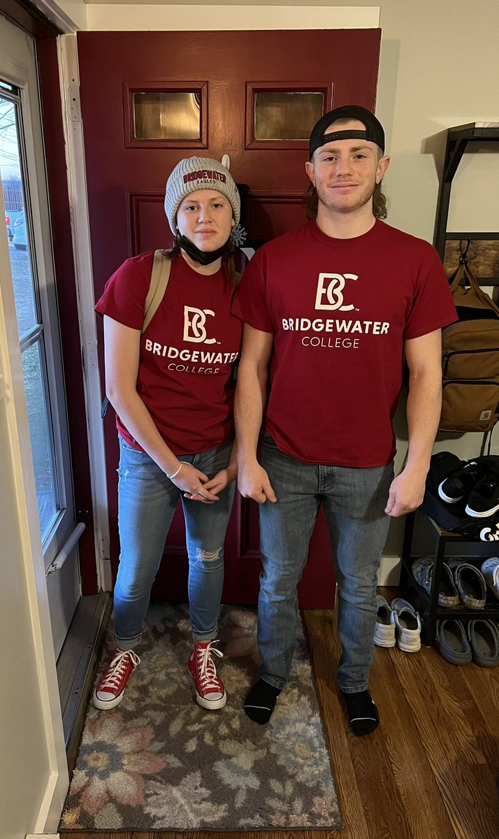 JessicaKeefer81's tweet photo. Our hearts are with the Bridgewater College, community and families today as they honor two heroes who lost their lives protecting the campus!  We love you Bridgewater! #BCStrong ❤️💛💙🖤 https://t.co/xr2wcaoxQP