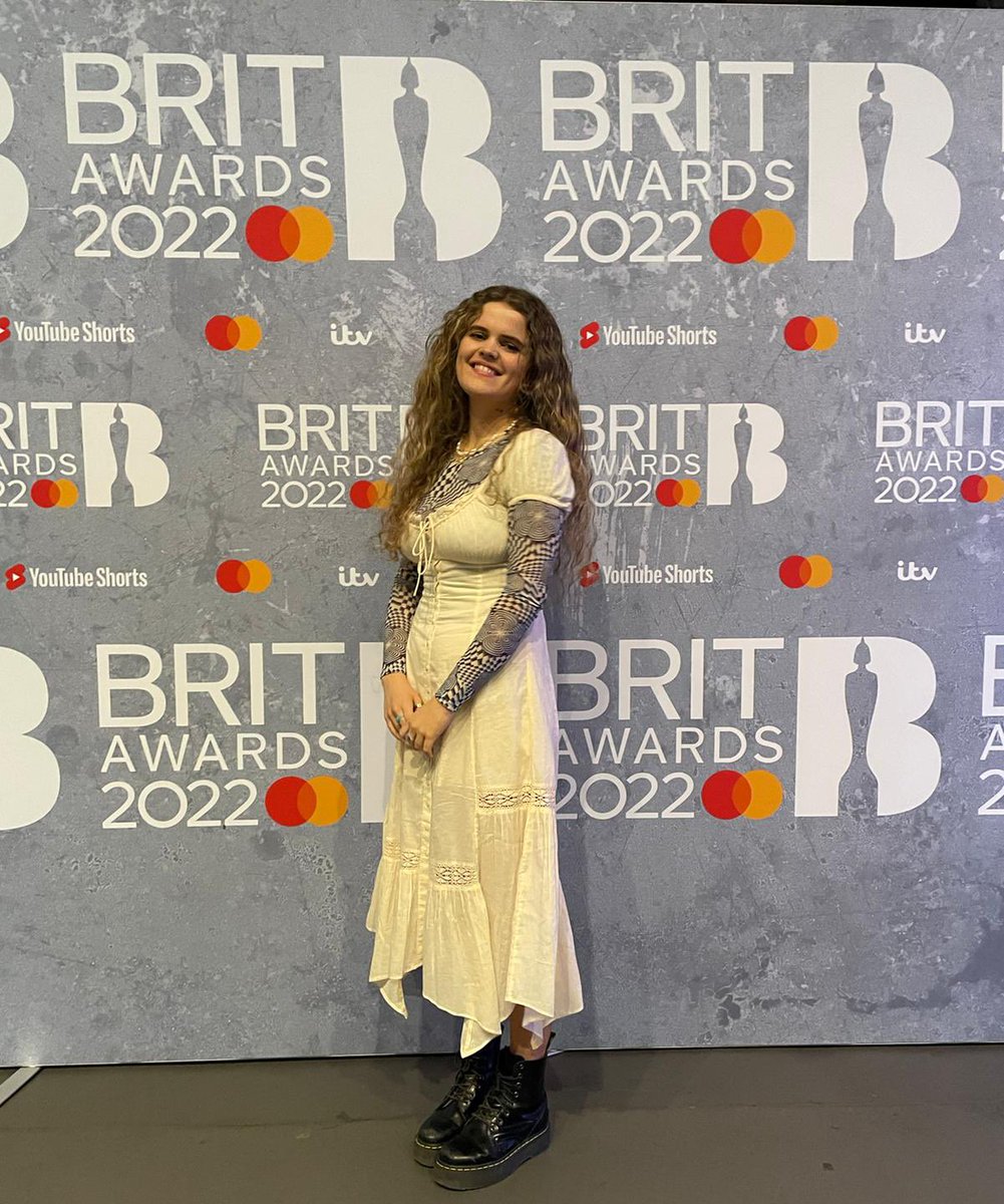 Daisy Clark tweet media