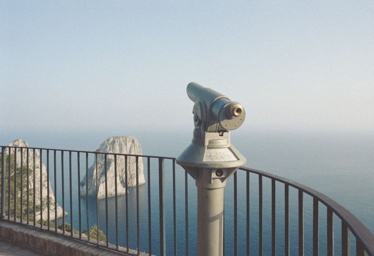 turismoER's tweet photo. 📷 Luigi Ghirri - “Archivi: itinerario possibile”
Domenica 13/2 a Reggio Emilia e in streaming una conferenza per ricordare il grande fotografo emiliano a 30anni dalla scomparsa https://t.co/zCnuyoZsiz
#LuigiGhirri #VedereOltre
#ArtCities #PhotoValley #inEmiliaRomagna https://t.co/cQlY7h0KmK
