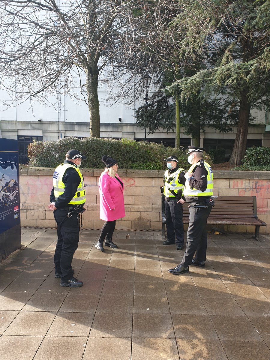 Police Scotland Falkirk (@psosfalkirk) on Twitter photo Chief Inspector Craig Walker was in Callander Riggs today meeting with Elaine Grant from <a href="/FalkirkDelivers/">Falkirk Delivers</a> to discuss anti-social behaviour in the town. 
Local officers will be undertaking additional high visibility patrols to deter anti-social behaviour and provide reassurance. Chief Inspector Craig Walker was in Callander Riggs today meeting with Elaine Grant from <a href="/FalkirkDelivers/">Falkirk Delivers</a> to discuss anti-social behaviour in the town. 
Local officers will be undertaking additional high visibility patrols to deter anti-social behaviour and provide reassurance.
