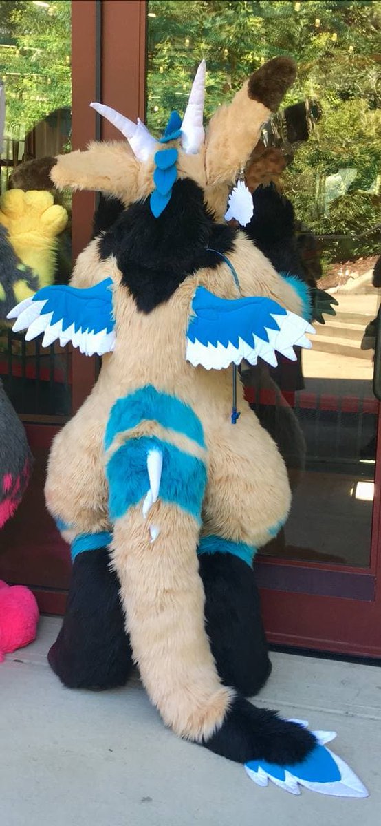 Kaidaskingdom's tweet photo. ONLY ONE TAIL SLOT REMAINS!!!
Message me if you would like one!! https://t.co/9xZGA1Xt5j