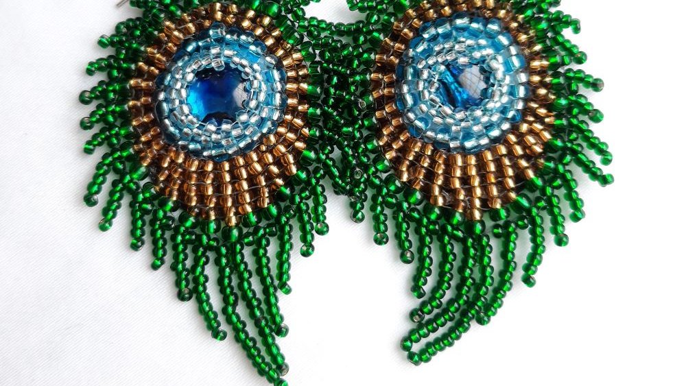 Our amazing <a href="/Cheryls_Jewels/">CherylsJewellery - Cheryl Jenkins</a>  has been featured in a <a href="/PressLoft/">Press Loft</a> trend! Woohoo! pressloft.com/app/trend/ruff… You can find your pair here thebritishcrafthouse.co.uk/product/peacoc… #tbch