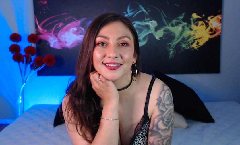 karlaa_1303's tweet photo. GOOD MORNING GUYS, I'M ONLINE NOW ON @chaturbate @stripchat @Cam4_ES @BongacamsM  #camgirlِ  #webcamers #stripchatِ https://t.co/Q0mLQYZGG7