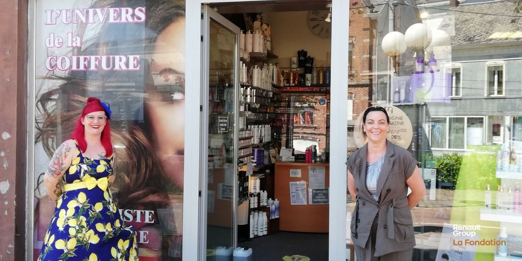 En 2021, nous sommes fiers d'avoir financé 26 entrepreneuses afin qu'elles puissent réaliser leur projet et créer le métier de leur rêve grâce à notre partenariat avec le réseau d'associations locales <a href="/InitiativeFR/">Initiative France</a> !