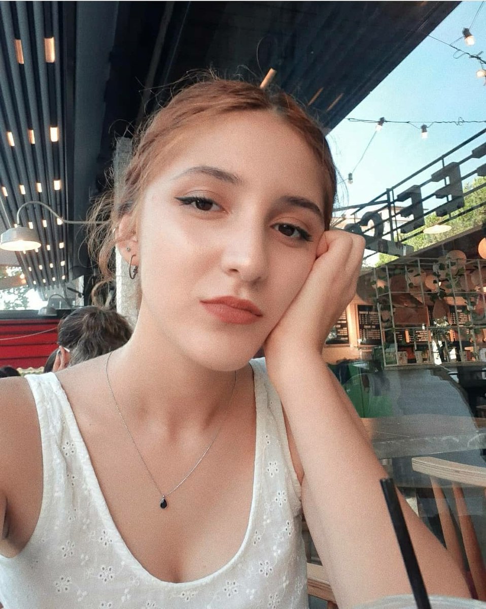 chemoqueenn's tweet photo. 2019 - 2022
mücadeleye kaldığımız yerden devam 💪🏻 https://t.co/cP2GBfiA5w