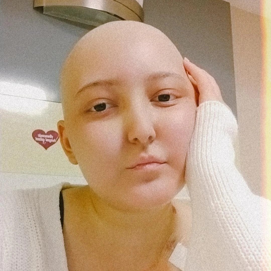 chemoqueenn's tweet photo. 2019 - 2022
mücadeleye kaldığımız yerden devam 💪🏻 https://t.co/cP2GBfiA5w