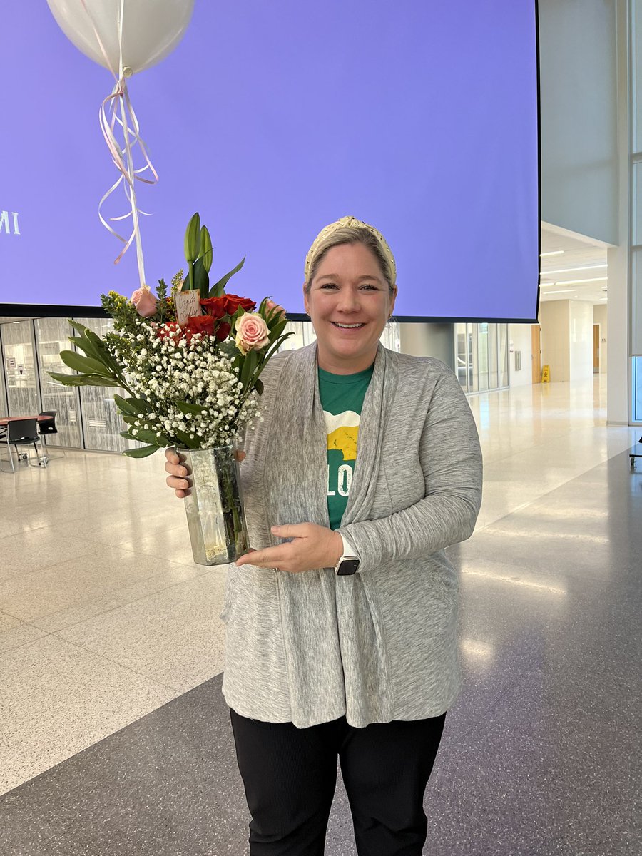 MHShouston's tweet photo. Congratulations to Lindley Amarantos for being selected as the MHS Teacher of the Year! #MustangProud #Mustangove https://t.co/JnwyL5HLLE