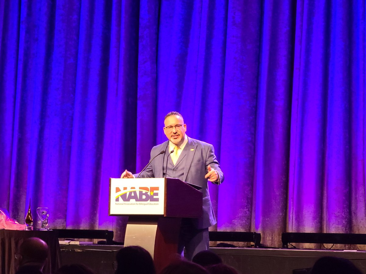 "I too once walked into a building where I felt like I didn't belong, because I didn't speak English, now I'm advising the president of the United States" -Dr. Miguel Cardona #NABE2022 Being an ELL isn't a deficit, it's an asset, a gift that we must nourish! #multilingüe
