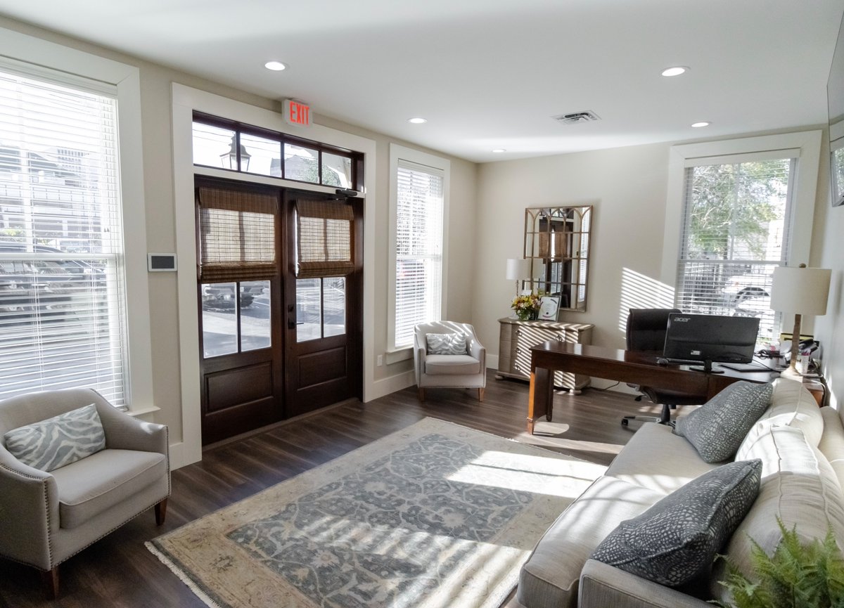 ctlawsc's tweet photo. “Make you feel comfortable that they are good at what they do and take your situation at heart. Amen.” – Karl J. The team at Cavanaugh &amp; Thickens is here to help! Call our team today at (803) 888-2200 or come see us at 1717 Marion St for your free consultation. https://t.co/hCKe3DI6vY