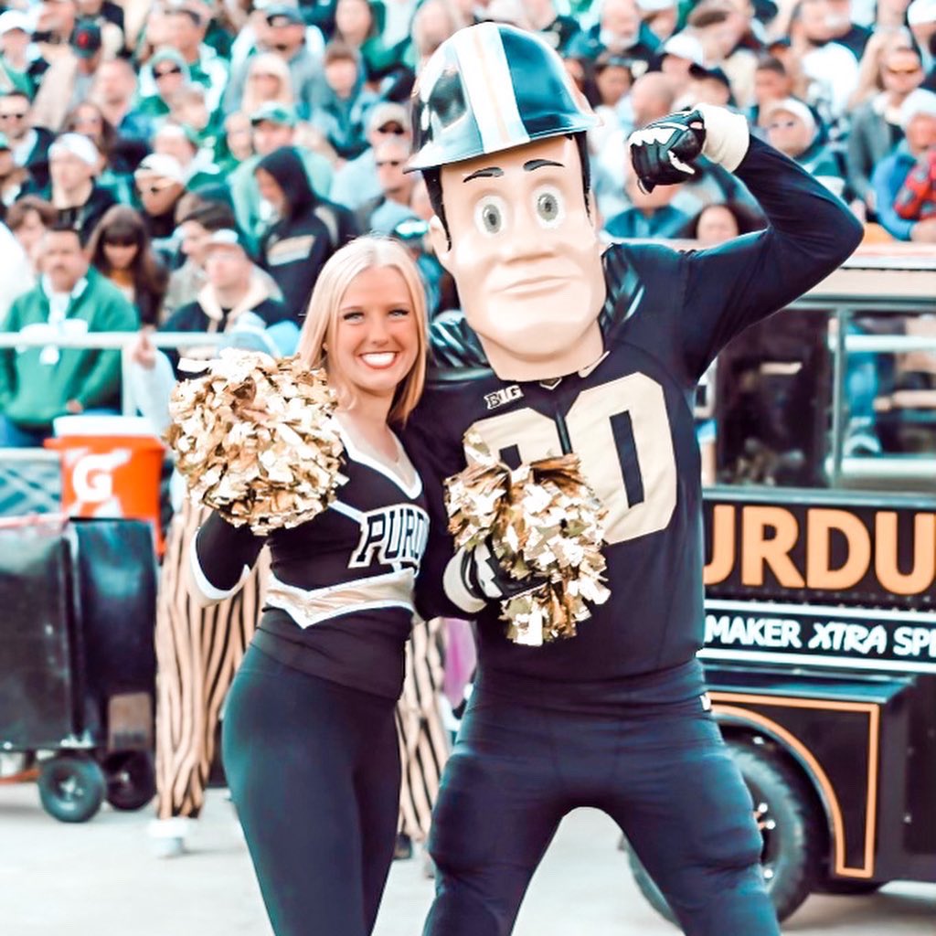 The Purdue Golduster Dance Team tweet media