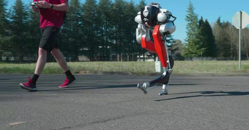 Could you beat this bipedal robot’s 5K run time? bit.ly/3oACBaK