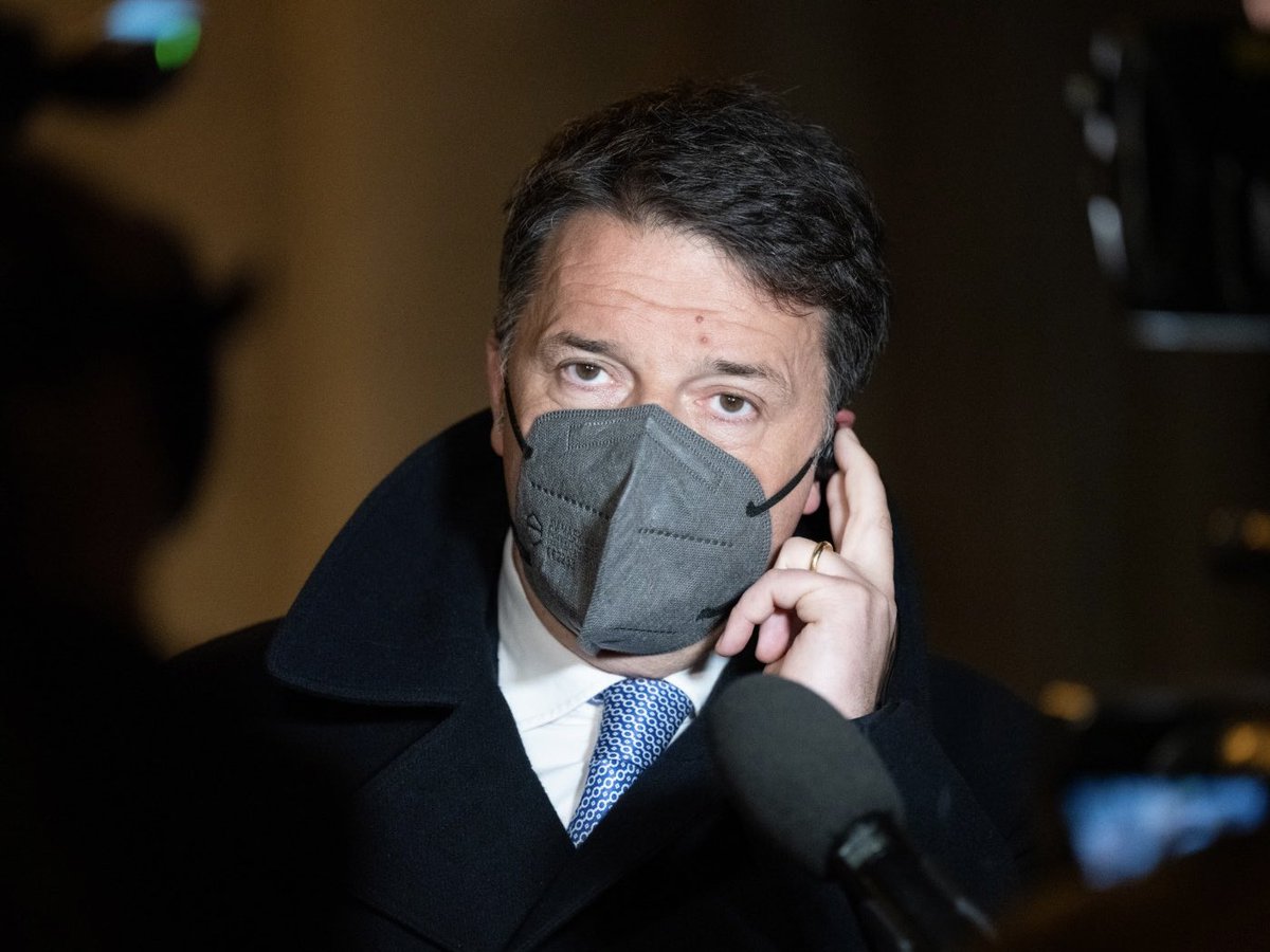 Matteo Renzi tweet media