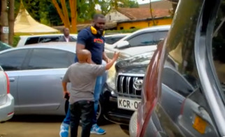 citizentvkenya's tweet photo. Nick Odhiambo, Mwala In Near Fist-Fight Over Parking Space https://t.co/QoaGYLLcMM https://t.co/xC6jAcc9ys