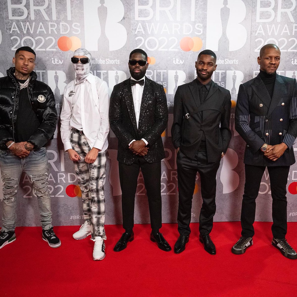 THEREALGHETTS's tweet photo. https://t.co/rpmkDRoVF4