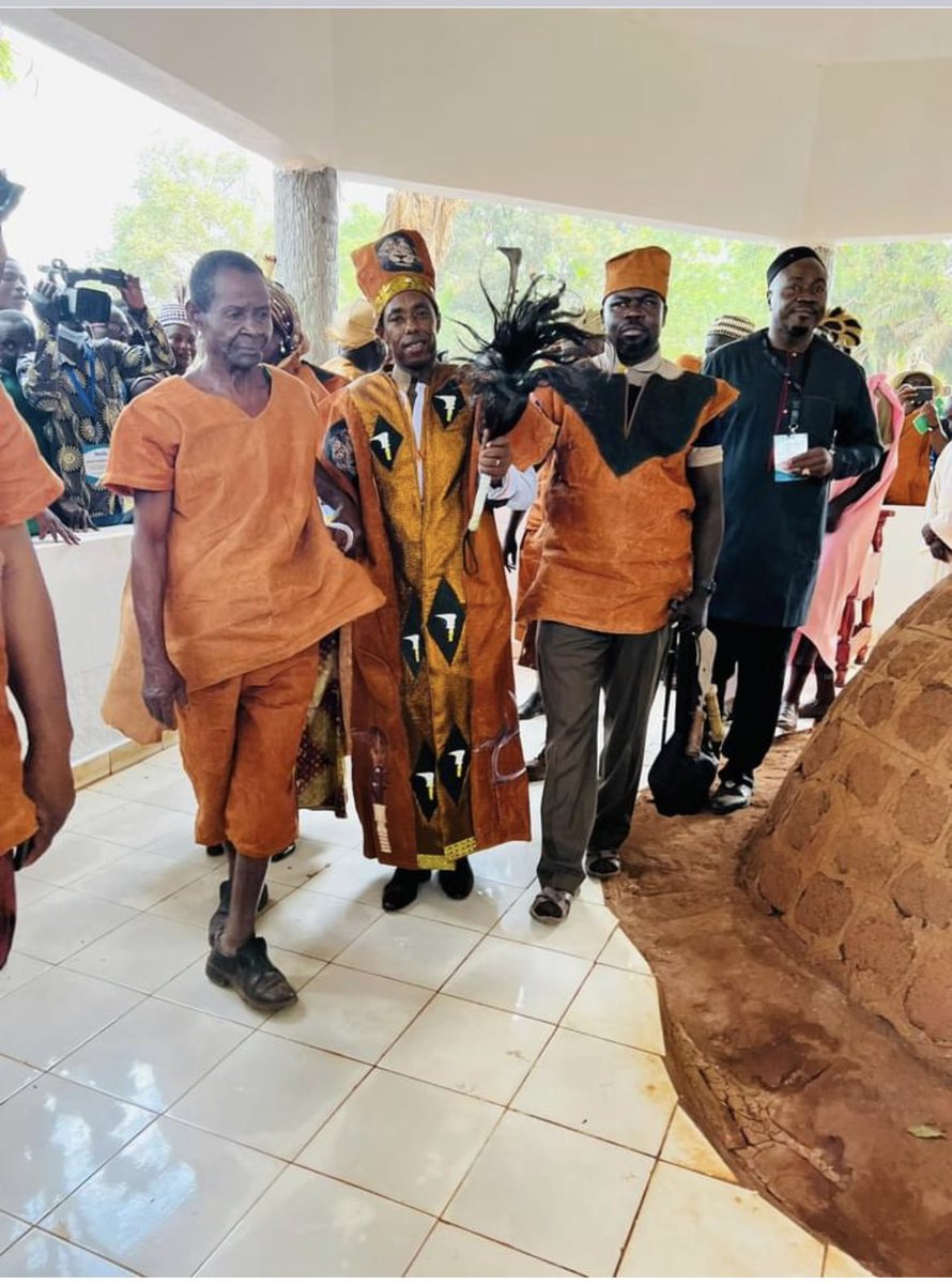 Taste of South Sudan congratulates the Azande people of South Sudan. What a remarkable return to our culture, traditions, our pride, our land of South Sudan for the inauguration of King. Atoroba Peni Rikito Gbudue.
Photo credit 📸 Richard Ruati.
:
#azandeking #SSOT