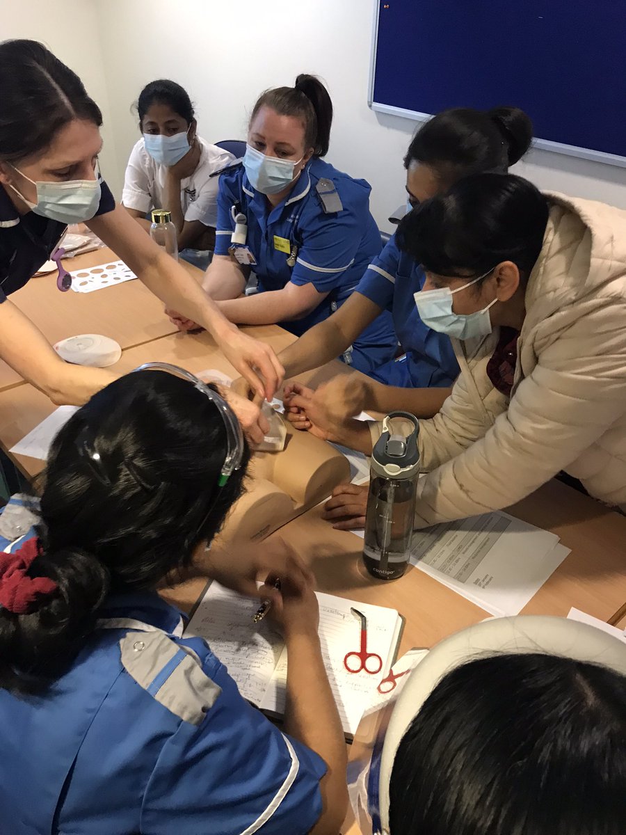 UHCW_Surgery tweet media