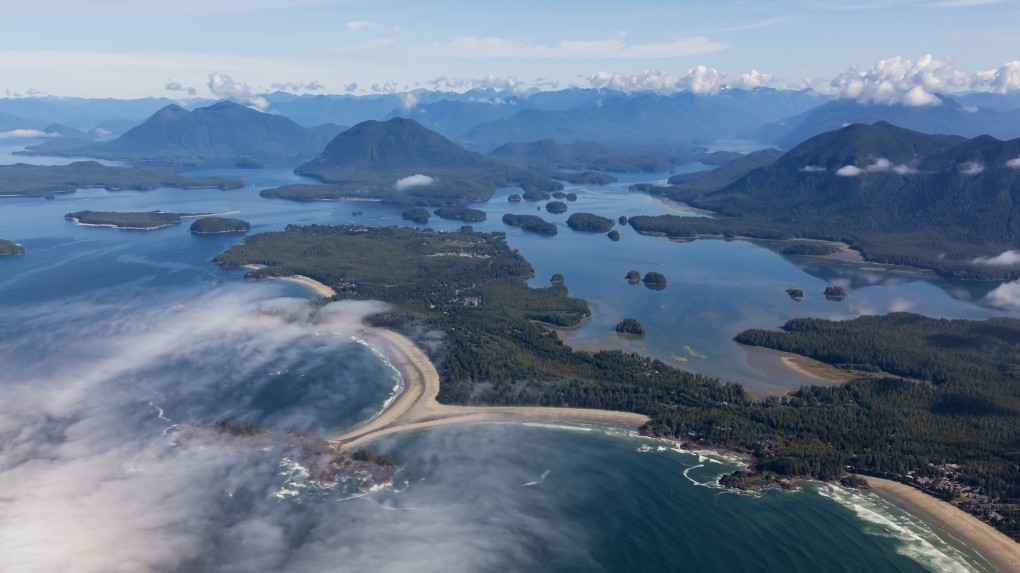 ctvwinnipeg's tweet photo. 'Once in a millennium': Record-breaking rogue wave measured off Vancouver Island https://t.co/N1Gdmo9eiK https://t.co/Hs56OxybKl