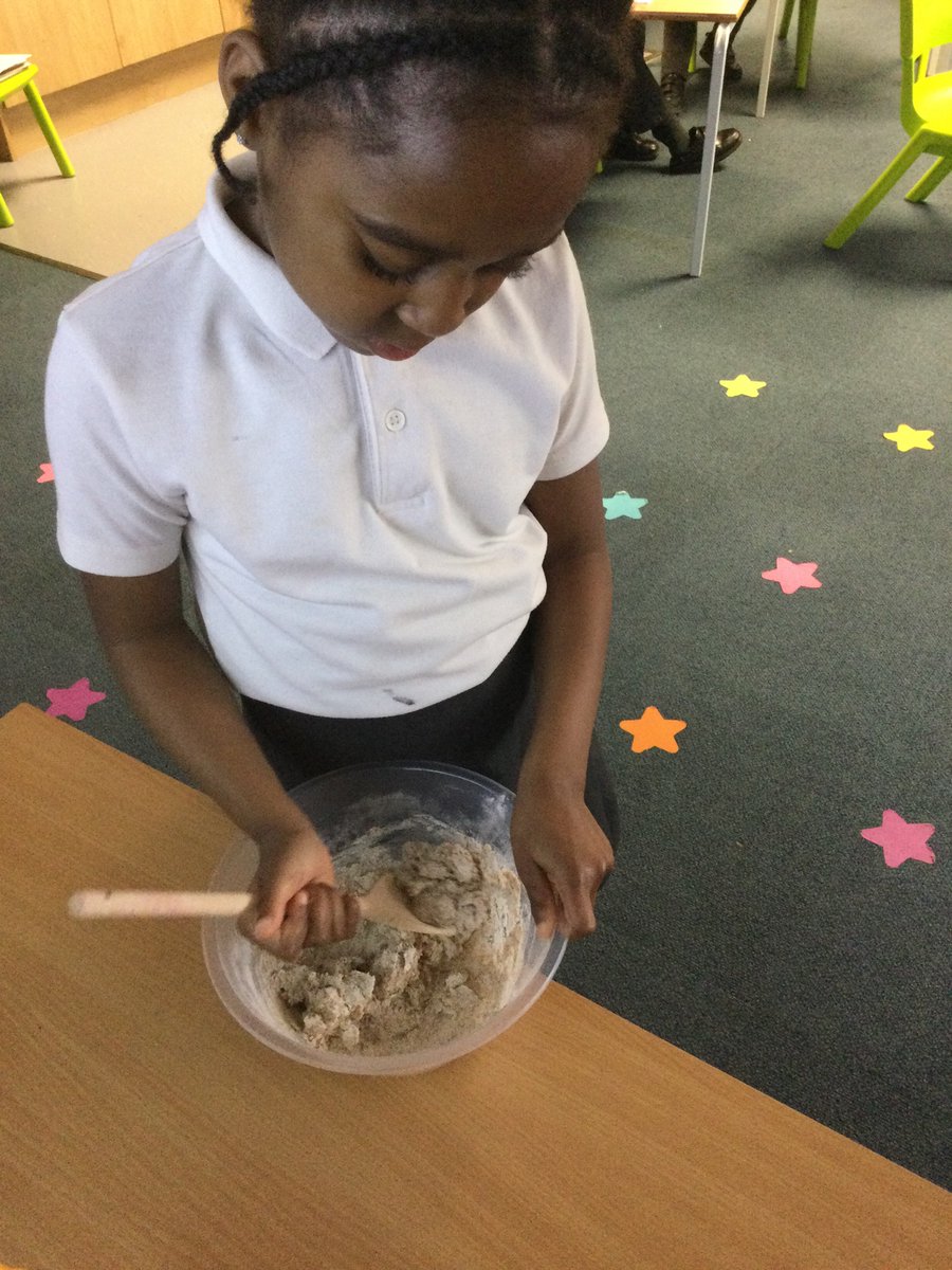 We’ve been baking this afternoon apart of our DT topic. The Great Fire of London was a big disaster, So What? Baking is a great hobby to have and great for our #MentalHealthMatters #childrensmentalhealthweek2022 #ChildrensMentalHealthWeek #TheGreatFireofLondon #Bread