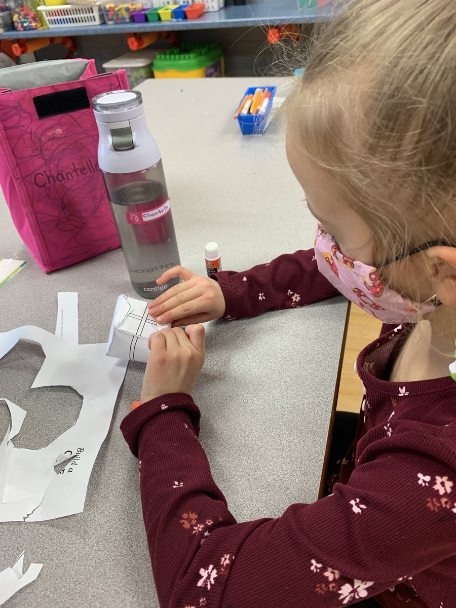 Nicole Voisin tweet media