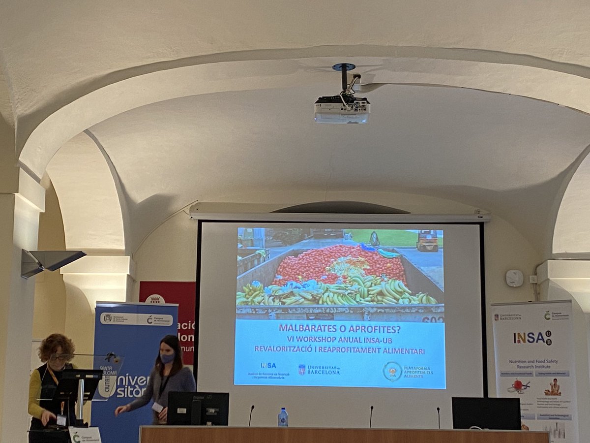 AssociacioCTA's tweet photo. Avui té lloc el VI Workshop @insa_ub sobre “Revalorització i Reaprofitament Alimentari: la ciència darrere d’una alimentació i gastronomia sostenibles” ♻️🍏 al Campus @AlimentacioUB en el que hi participa la nostra responsable de comunicació @alba_m3 👩🏻🔬. https://t.co/fsByAOpXma