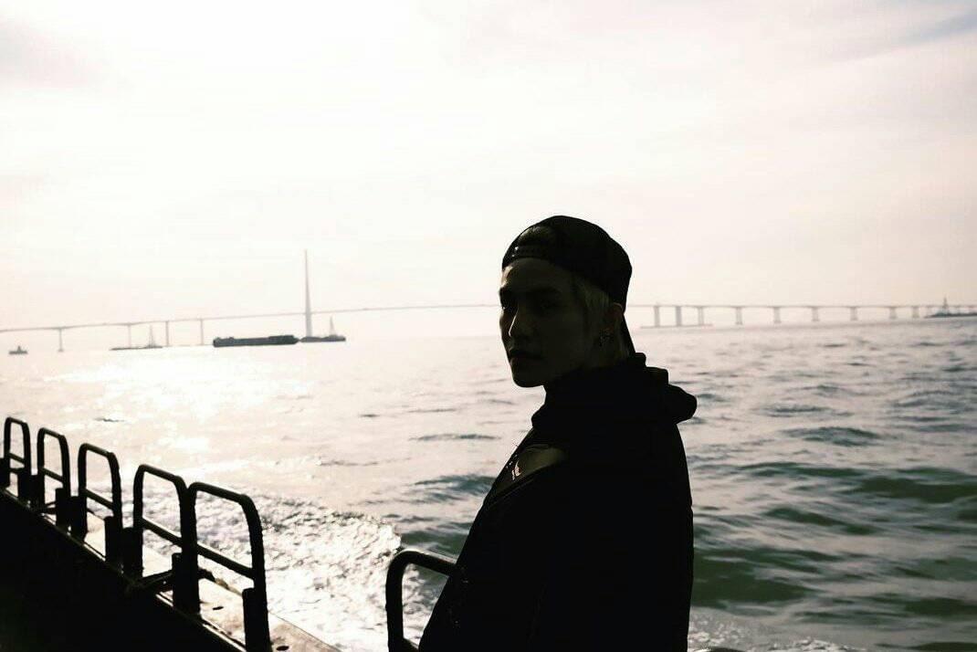 Jae_San_'s tweet photo. But what if he was on vacation with his members and that’s where his Instagram picture was taken from. 😭😭 #LUCAS #LucasWeLoveYou #welcomelucasback https://t.co/ddDwdylKWf