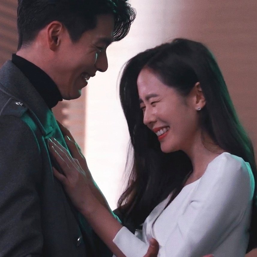 taepyvng's tweet photo. hyun bin and son yejin are tending their relationship with so much care, it's really blooming into the most beautiful love story in history and we are the luckiest to witness it progress through the years.. 🥺💕 https://t.co/MgKYi9MOkp