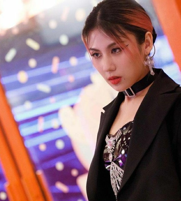 Precious DiDi From Myanmar (@d_ii_d) on Twitter photo << EVERY OTHER >>
DIDI Concept Photo
#RUMBLEG #๋ผ๋ธ์ง #ComeBack #didi #๋๋
#Every_Other #์๋ธ๋ฆฌ์๋
<a href="/RumbleG3/">Rumble-G(๋ผ๋ธ์ง) Official</a> << EVERY OTHER >>
DIDI Concept Photo
#RUMBLEG #๋ผ๋ธ์ง #ComeBack #didi #๋๋
#Every_Other #์๋ธ๋ฆฌ์๋
<a href="/RumbleG3/">Rumble-G(๋ผ๋ธ์ง) Official</a>