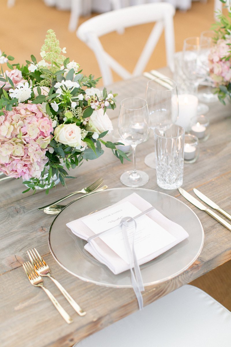 Reminiscing over pictures from 2019 is making us so excited for summer 2022 to create so many more beautiful weddings like Joanna &amp; Ben's!! <a href="/WeddingHour/">#WeddingHour</a>  
#weddinghour #abbasmarquee #weddinginspiration #weddinginspo #canvaswoodenpole #sperrytent #marqueehire
