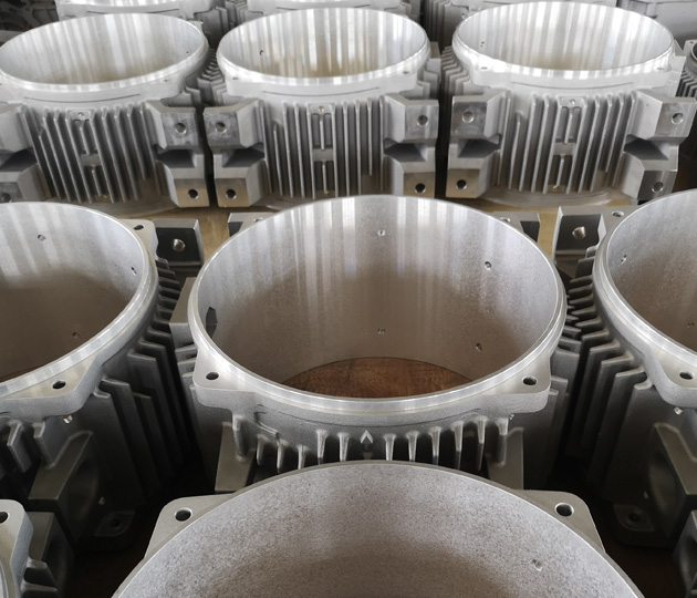 OfficialInnovaw's tweet photo. Every different version works towards the same goal, which is to shoot #moltenmetal into the #molds. Various variations can deliver the best results depending on the nature of the molten metal, part size, and part geometry. https://t.co/A8RS0zNXTX #China #INNOVAW #DieCasting https://t.co/sjfy2axiV1