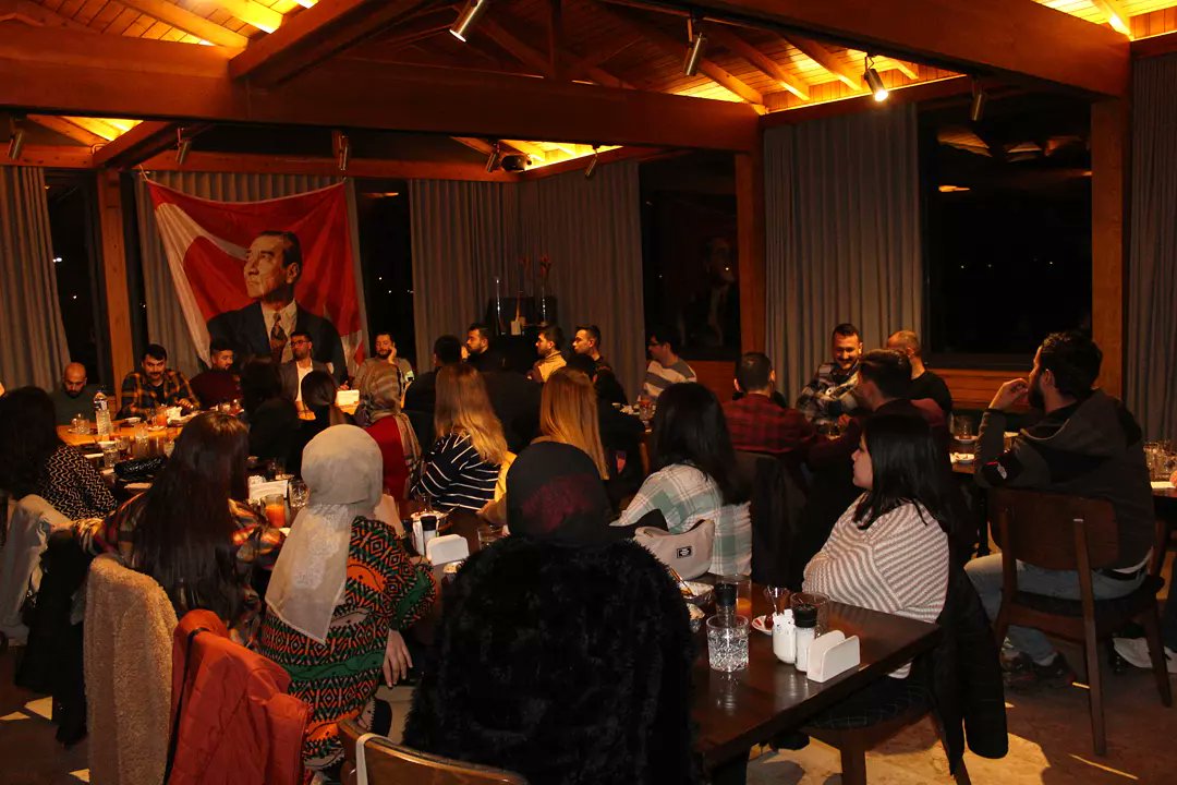 Yörükler Derneği Gençlik Kolları şubat ayı toplantısı Hilmi Beken tesislerinde gerçekleştirildi. Güçlenerek devam eden birliktelik ve özverileri için bütün üyelere teşekkür ederiz.

Antalya Yörükler Derneği Gençlik Kolları