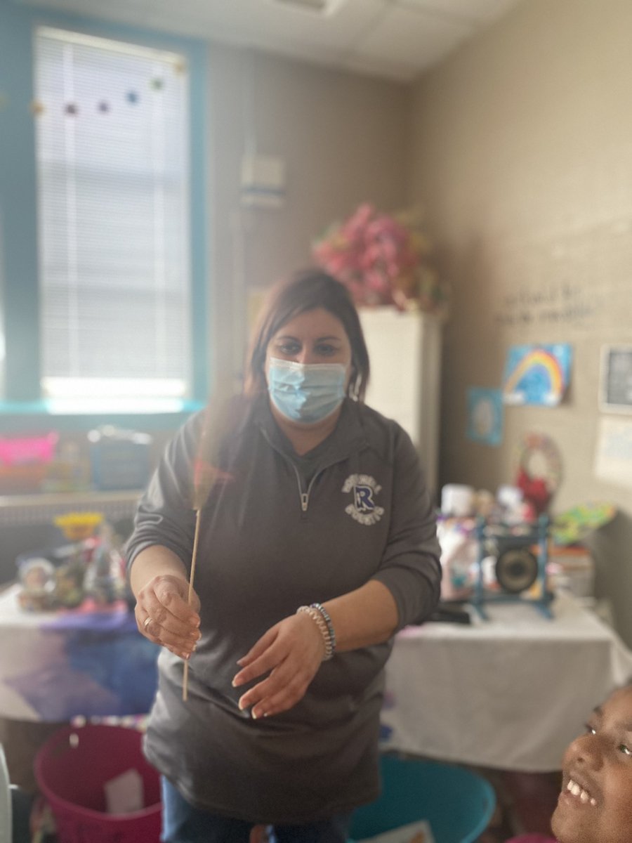 Lunar New Year hand drums are a hit in 2nd grade!!! <a href="/JenniferWarden5/">Jennifer Warden</a> @RES_halexander