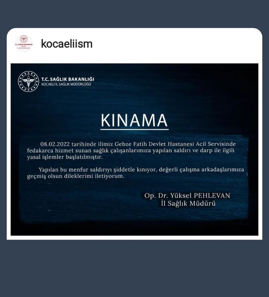 Dün bu hastanede iki hemşireyi darp ettiler, kafa travmaları ve kırıkları var. 
Haberiniz oldu mu ? Tabii ki hayır, çünkü şiddete alıştınız. 
Bu pisliklerin aldıkları cezayı çarşaf çarşaf paylaşacağım. 
Sağlıkta şiddet için caydırıcı cezalar şart !!
