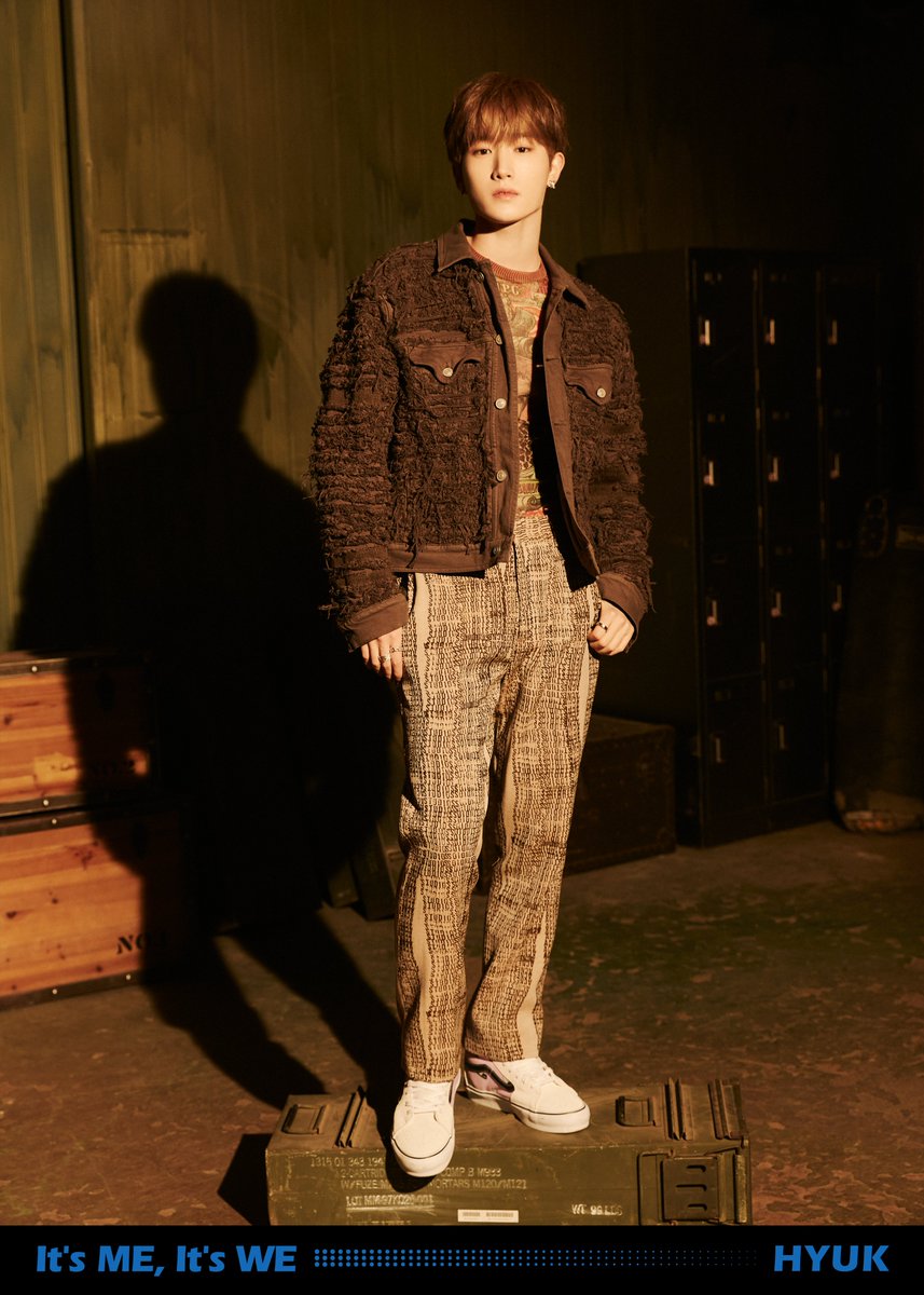 elfit_kitnbun's tweet photo. ดื้อมากกกก ฮยอกหล่อดื้อมากกกกก ฮืออออออ รูปนี้คือไม่ไหวขอเครื่องช่วยหายใจ 😭
#혁 #HYUK #ฮยอก
#TPST_3rd_CONCEPTPHOTO
#TEMPEST_3rd_VISUALCLIP
#TEMPEST #TPST #템페스트 https://t.co/JxiFFCzAeH