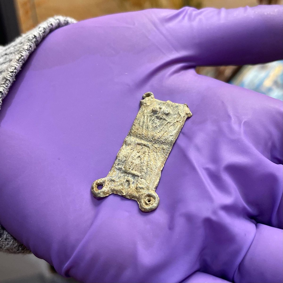 StAndrewsMuseum's tweet photo. This is our Pilgrim badge of St Andrews which is going on it’s own pilgrimage to the #wardlawmuseum for a short stay. It will be joining their upcoming exhibition Cult, Church, City: Medieval St Andrews on from 20th February to the 3rd of July @museumsunista #museumsofscotland https://t.co/vUKNjElpCz