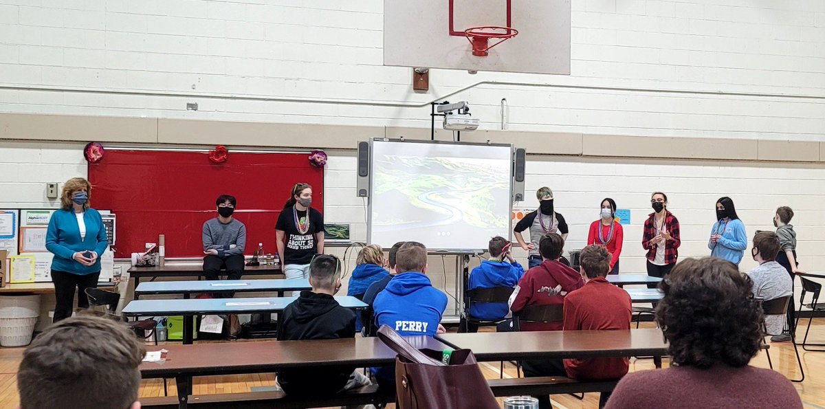 StanhopeVRS's tweet photo. 8th graders mentor the future 7th grade TREP$ entrepreneurs! #WeAreVRS https://t.co/DwwXPMbQEX