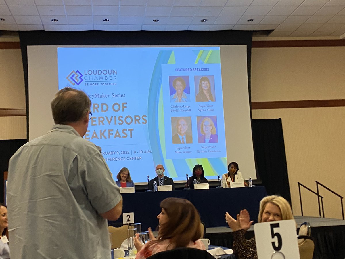novaloudoun's tweet photo. This morning, Dr. Jack Lechelt, Professor of Political Science and History, attended the 2022 PolicyMaker Series Board of Supervisors Breakfast where he represented NOVA proudly and invited our local leaders to join in on of his upcoming classes. #NOVAPride https://t.co/N1xWxdnADT