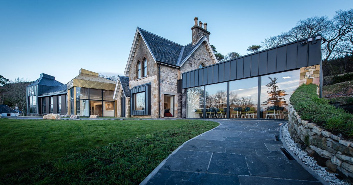 UniStrathNews's tweet photo. Hebridean island distillery @RaasayWhisky &amp; @RenewableParts are working with @UniStrathclyde on Knowledge Transfer Partnerships to drive innovation
https://t.co/woTeWQJbLF
#innovation #sustainability https://t.co/3ndVQu5G2e