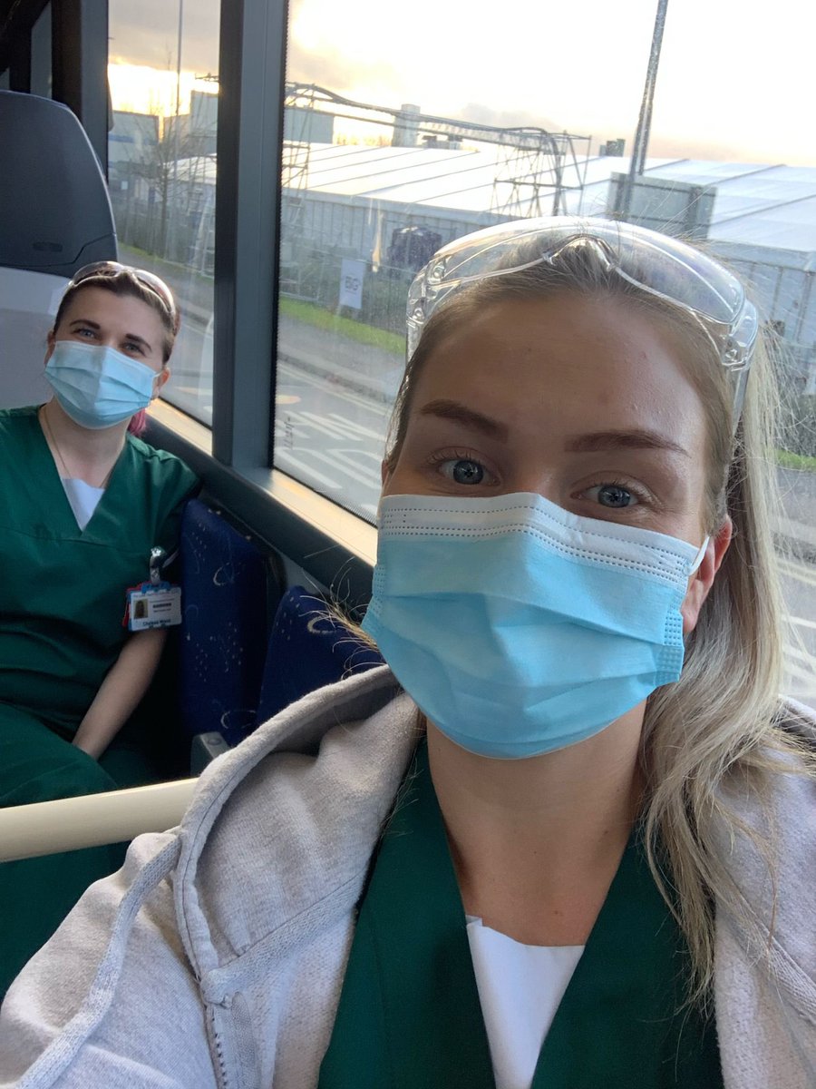 Adelebowden's tweet photo. Today the OPU ACP team went over to the the LGI to spread awareness of SDEC. They spent time talking to the nursing, medical and Yorkshire ambulance service to explain the criteria and referral pathways. @YorksAmbulance  @MyiED @AcuteFrailty @BevBrow29307420 @LeedsHospitals https://t.co/mqyzkwylSt