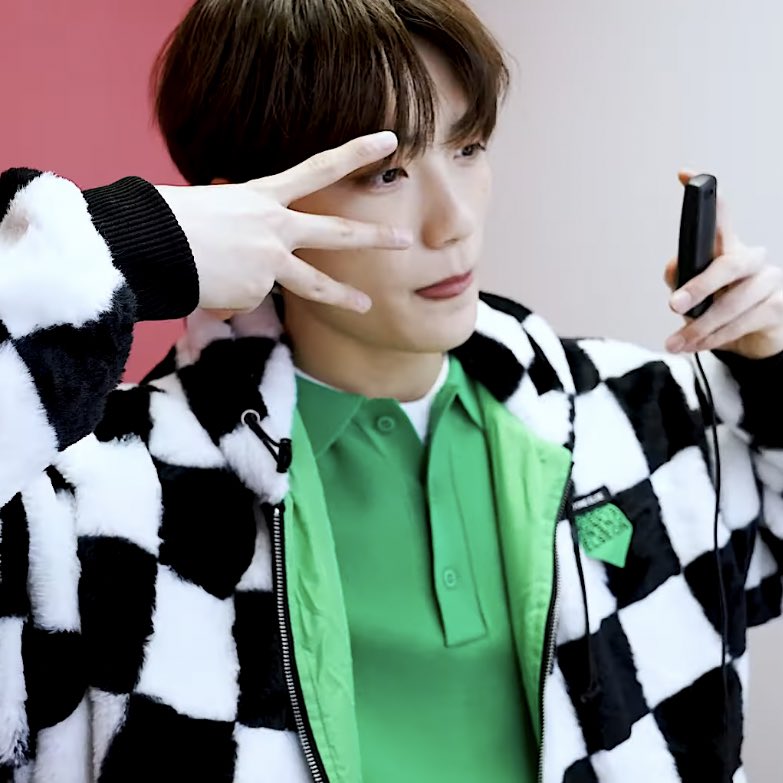 tinyubini's tweet image. jang yubin is so pretty